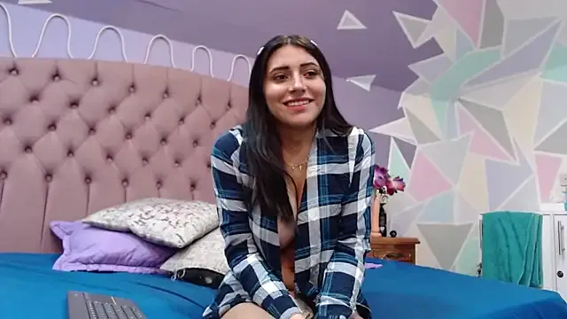 ZaharaSkylar Image 7