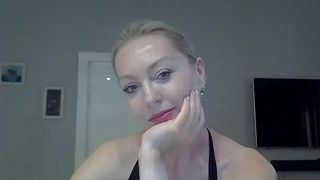 ZarinaSwift Image 8
